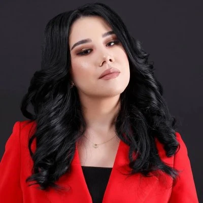 Aziza Qobilova — Yana