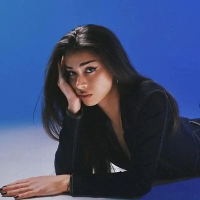 M Lisa
