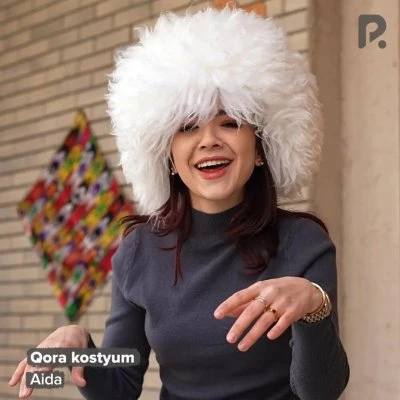 Aida — Qora kostyum